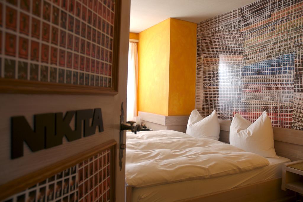Arena Lodge Flims Phòng bức ảnh